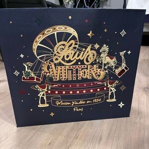 LOUIS VUITTON | Gift bag medium